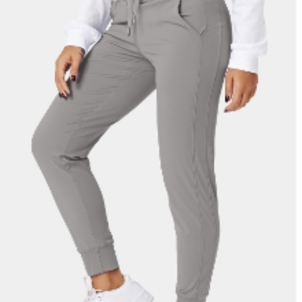 HALARA Jogger Pants